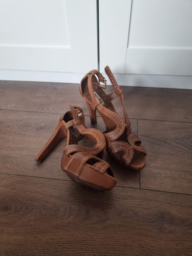 Brązowe sandałki skóra naturalna wysoki obcas Miu Miu, r. 39