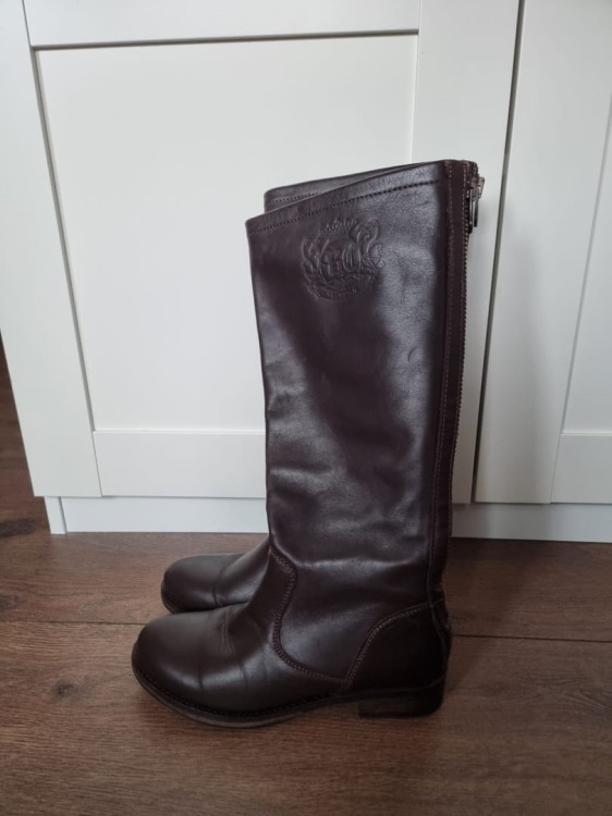 Czekoladowe kozaki Guess, r. 38 skóra naturalna Model Anna GSB3ANN BN-38