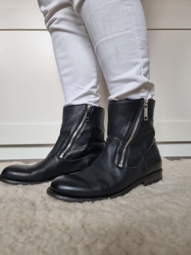 Czarne ocieplane niskie botki Burberry skóra naturalna, futerko r 38