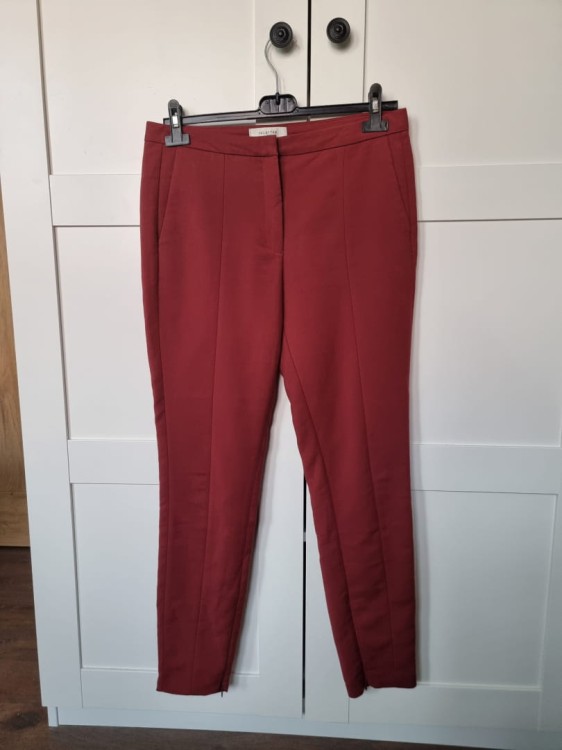Eleganckie bordowe cygaretki, bawełna, biuro r. 38