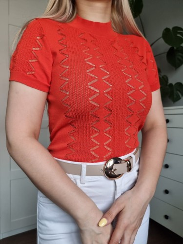 Ażurowa bluzka z półgolfem, elegancka, kobieca, r. S