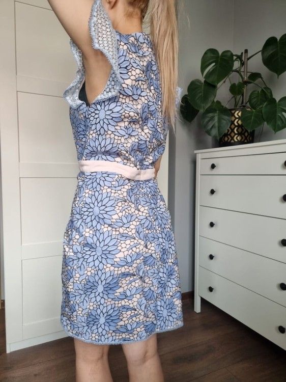 Sukienka z koronką baby blue i jasny róż, kwiaty, na wesele, chrzciny