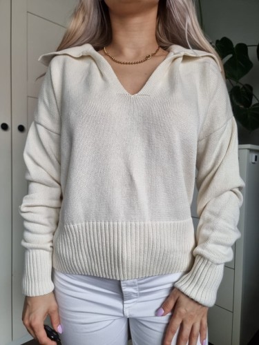 Kremowy sweter bawełny z kołnierzykiem Gina Tricot r. L