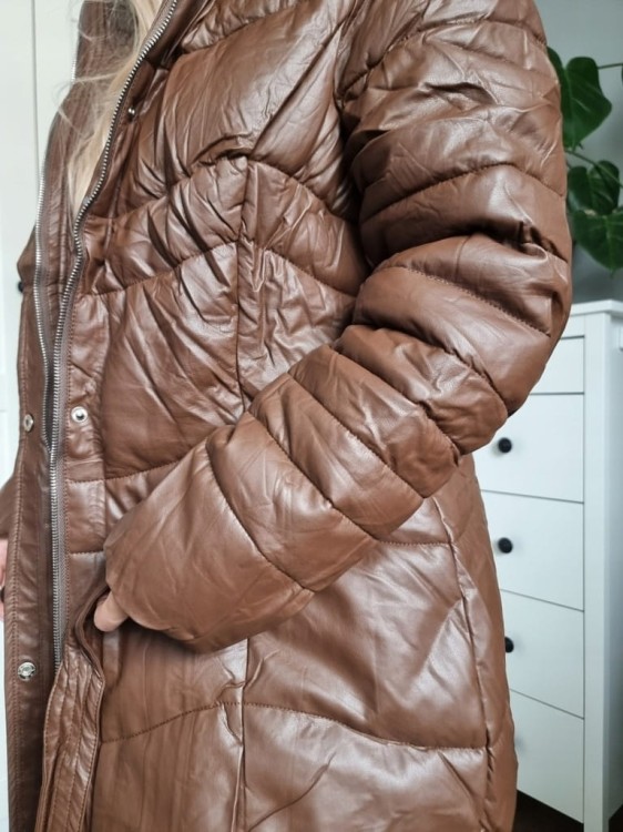 Zimowa kurtka płaszczyk parka czekoladowa XXL - 6XL z kapturem i futerkiem