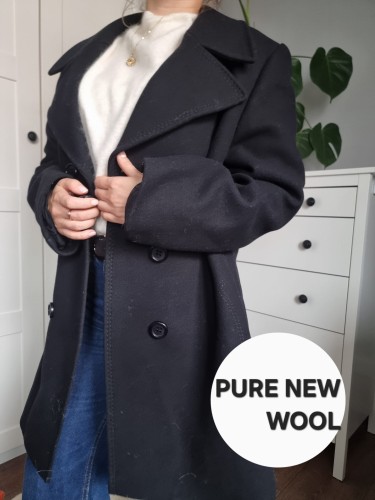 Damski czarny klasyczny płaszcz wełna dziewicza pure new wool
