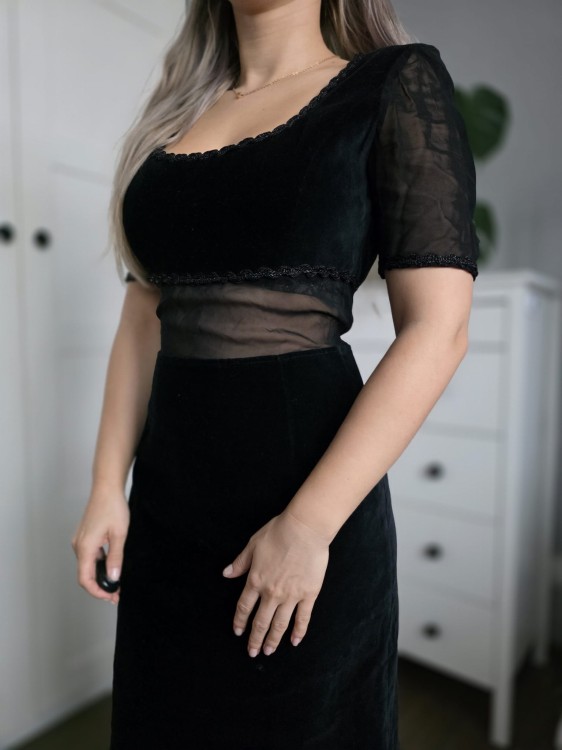 Elegancka mała czarna sukienka kobieca koronką welur vintage bawełna koraliki