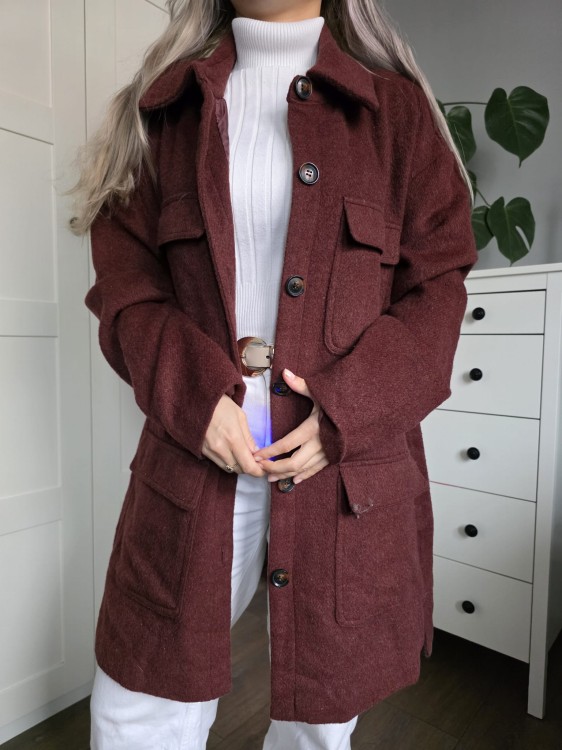 Kurtka z wełną bordowa burgundowa wiązana w pasie kobieca elegancka