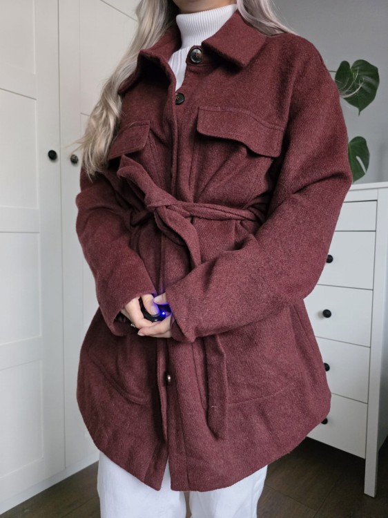 Kurtka z wełną bordowa burgundowa wiązana w pasie kobieca elegancka