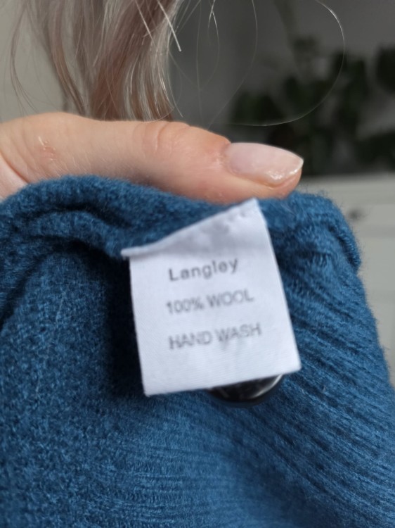 Niebieski Wełniany kardigan na guziki krótki sweter wełna wool