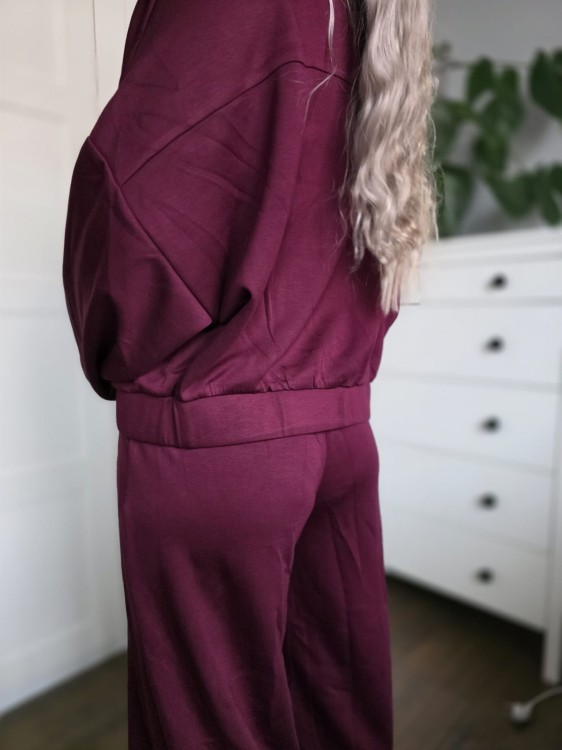 Bordowy dres bluza i spodnie z rozszerzanymi nogawkami wiskoza Polska marka S/M  burgundowy