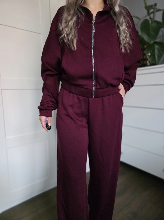 Bordowy dres bluza i spodnie z rozszerzanymi nogawkami wiskoza Polska marka S/M  burgundowy