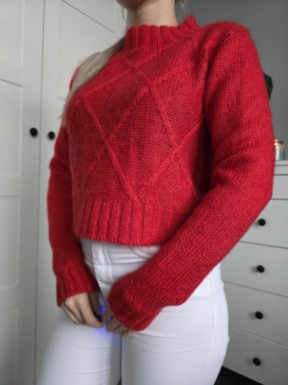 Czerwony sweter w rąby moher i wełna ciepły lekki chonky knitwear mohair