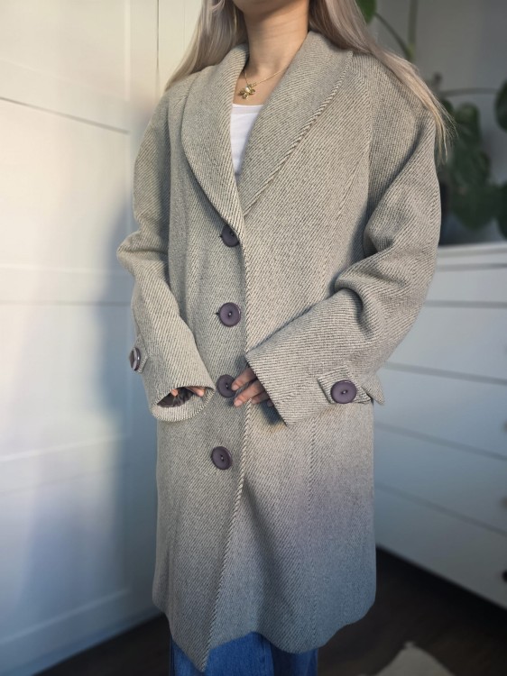 Elegancki płaszcz damski w jodełkę jasny beżowy wiosenny grubszy