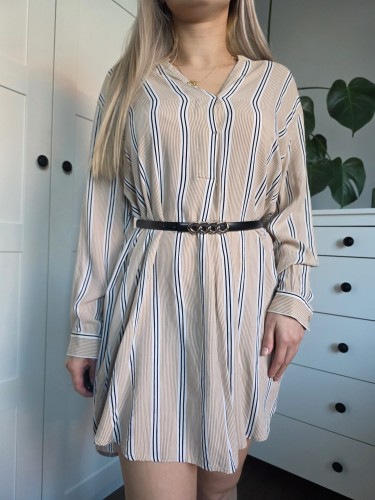 Wiskozowa sukienka tunika w paski beżowa elegancka oversize