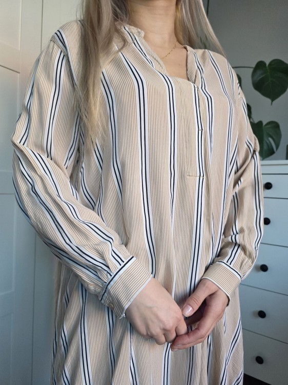 Wiskozowa sukienka tunika w paski beżowa elegancka oversize