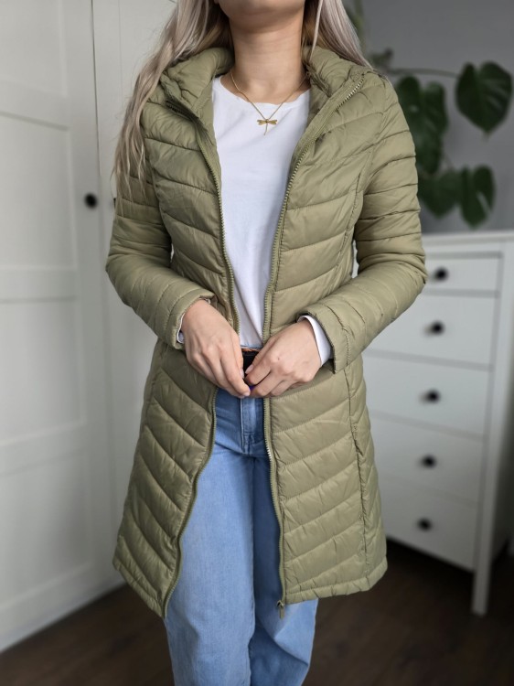 Zielona pikowana kurtka damska płaszczyk z kapturem wiosna r. S