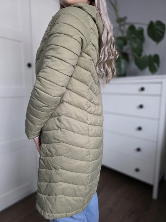 Zielona pikowana kurtka damska płaszczyk z kapturem wiosna r. S