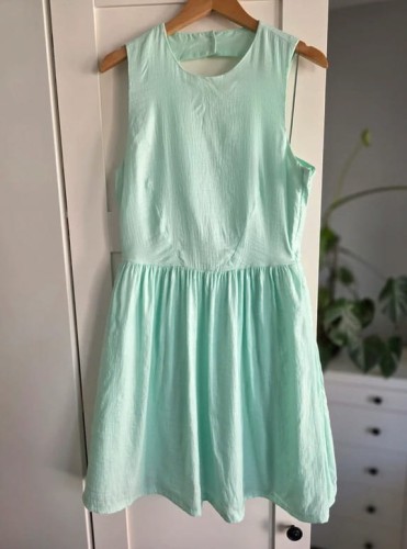 Sukienka H&M midi rozkloszowana turkus miętowa połysk wesele komunia r. M