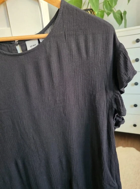 Czarna bluzka damska wiskoza falbanka zwiewna muślinowa ICHI L 40