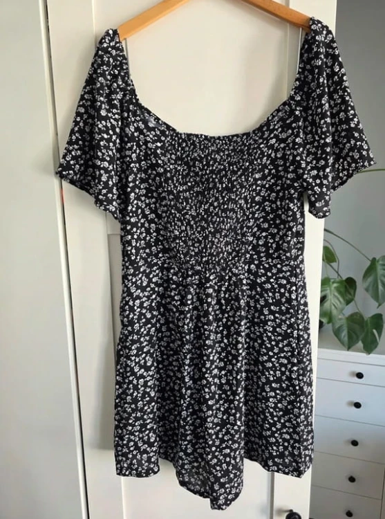 Kombinezon damski Zuiki L 40 czarny w kwiatki nowy z metką lekki, wiona/lato