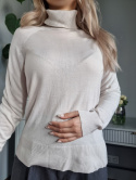 Creamy thin turtleneck, viscose