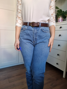 Světle modré mom jeans od H&M