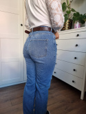 Světle modré mom jeans od H&M