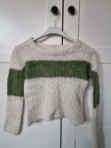 Cream handmade sweater for a child, wool.