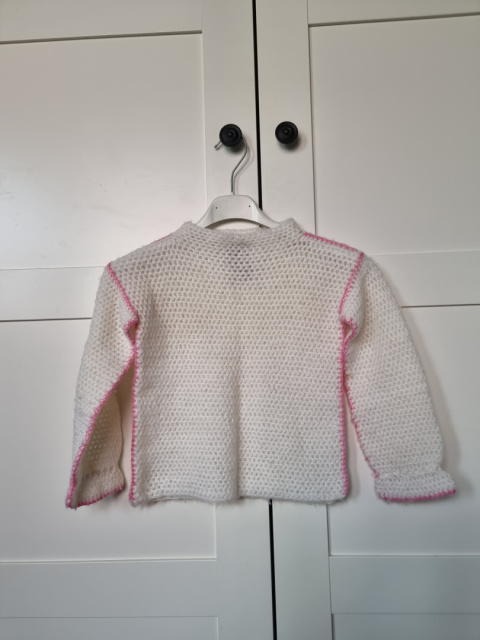 Sweter HANDMADE kremowy z różową nitką