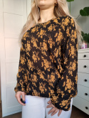 Chiffon blouse in roses with ruffled sleeves