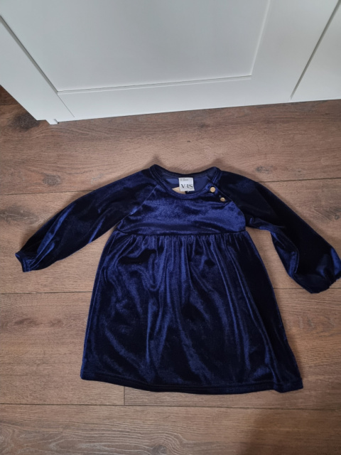 Velour navy blue dress for a girl