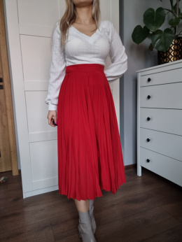 Red pleated midi skirt, Gucci