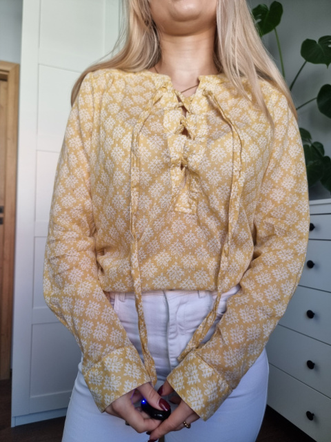 Żółta koszula boho z wiązaniem z przewiewnej bawełny, KappAhl, r. S Żółta koszula boho z wiązaniem z przewiewnej bawełny, KappAhl, r. S