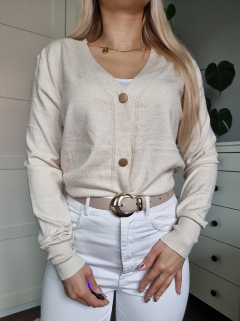 Elegancki kremowy sweterek / kargidan z wiskozą Elegancki kremowy sweterek / kargidan z wiskozą