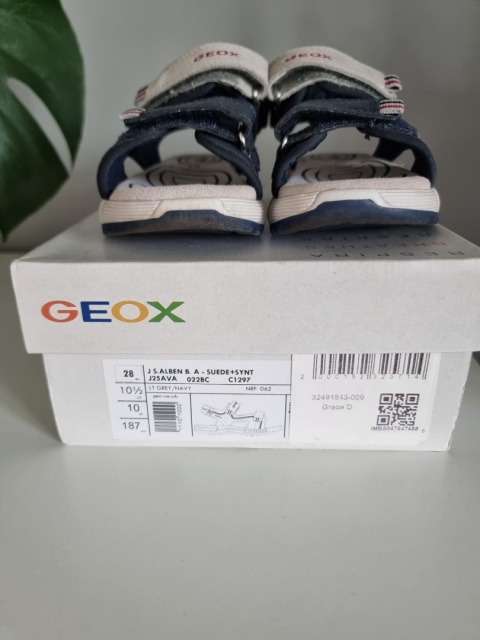Sandałki Geox ze skóry naturalnej dla chłopca, granatowo szare, r. 28 Sandałki Geox ze skóry naturalnej dla chłopca, granatowo szare, r. 28